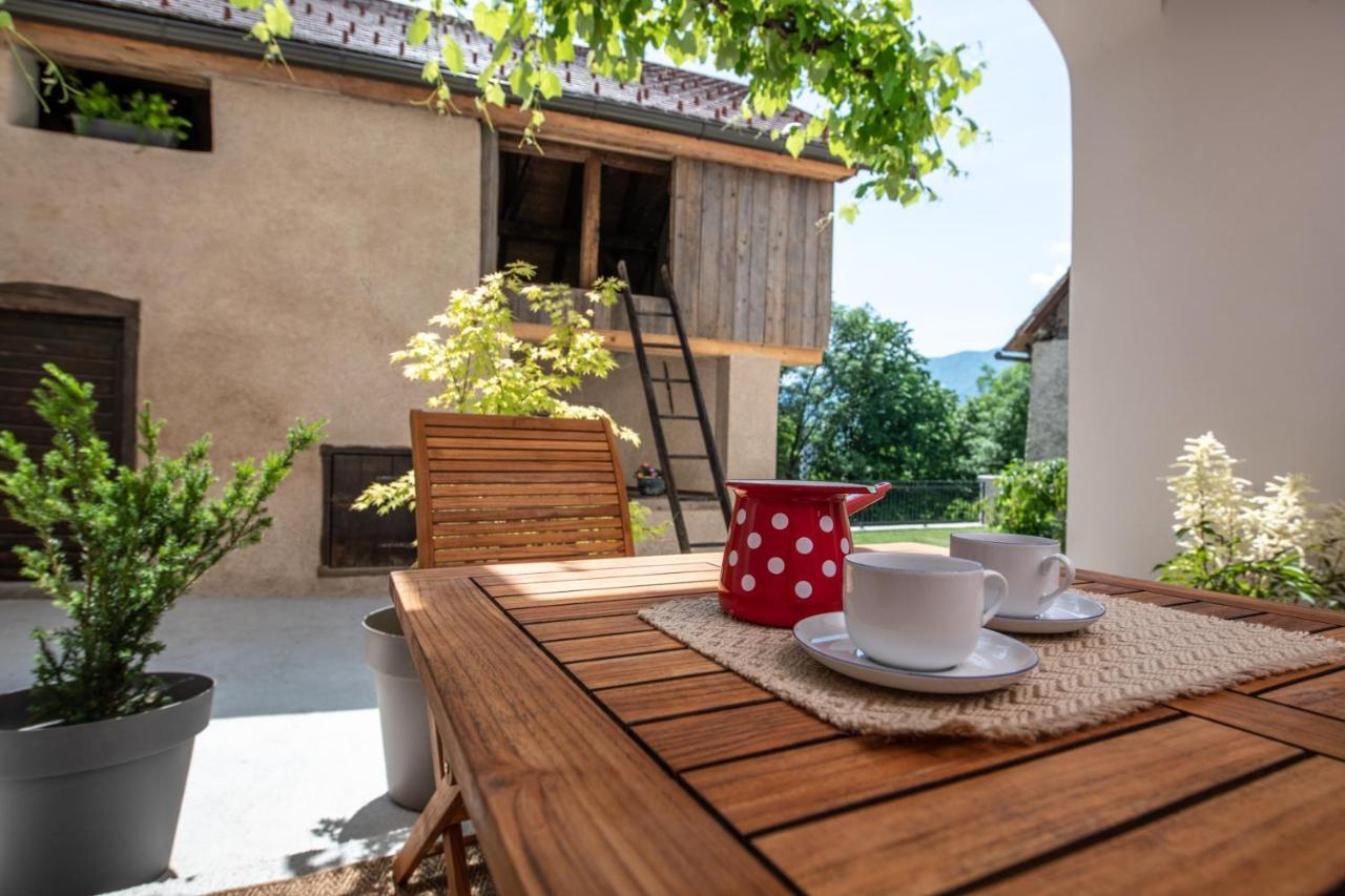 Meznarija Radovljica Apartment Exterior photo